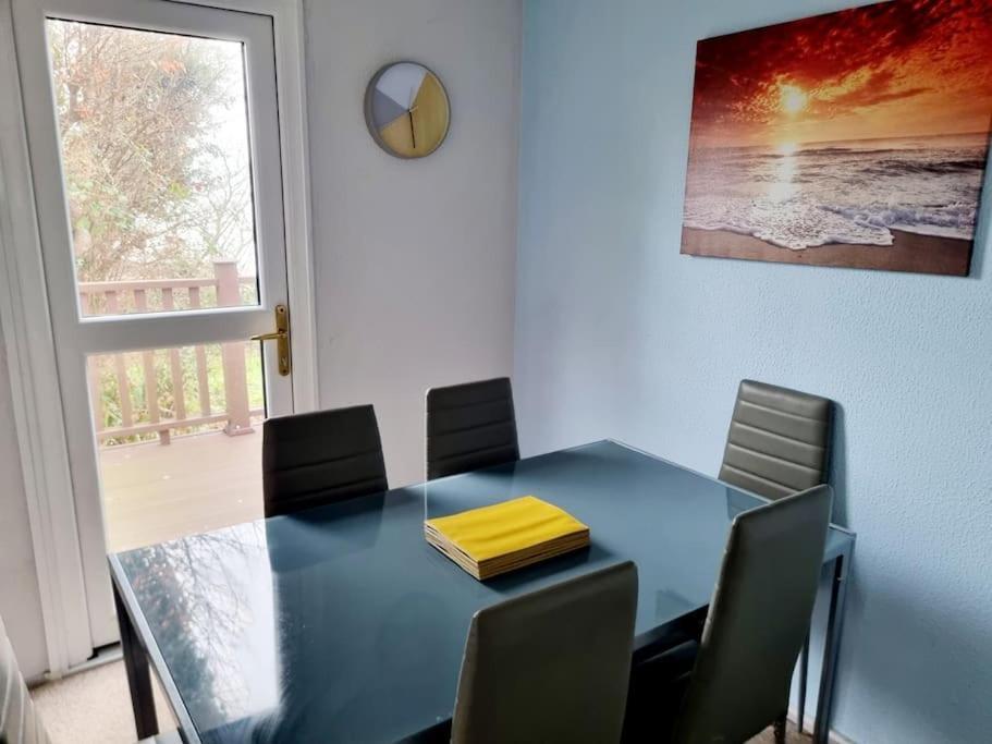 Front Line Chalet With Open Sea Views & Swimming Pool In Kingsdown No14 Villa Dış mekan fotoğraf